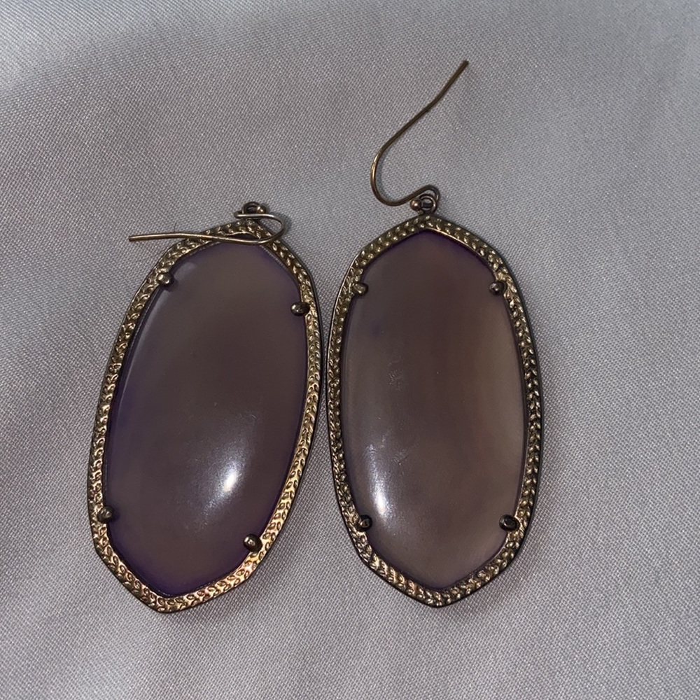 SEND ANY OFFER 💜 Kendra Scott Purple Agate Danielle Earrings